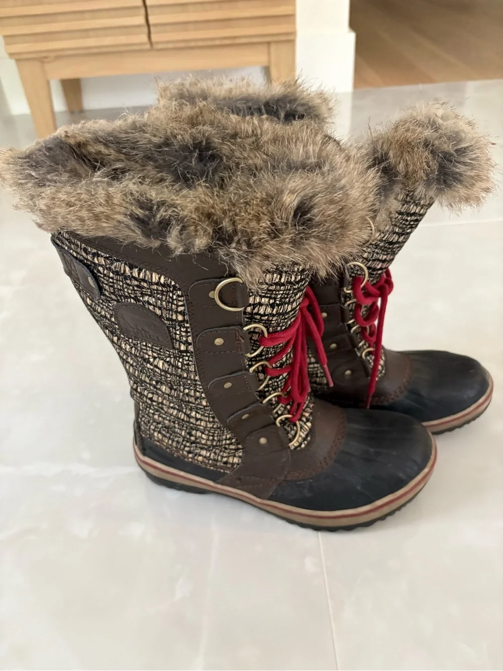 Sorel Brown & Black Winter Lace-Up Boot with Red Laces